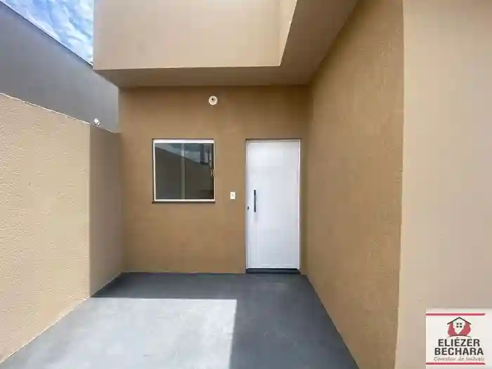 Casa com 2 quartos à venda, 150m² — foto 2 de 18