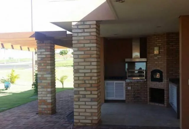 Terreno / Lote / Condomínio à venda — foto 3 de 3