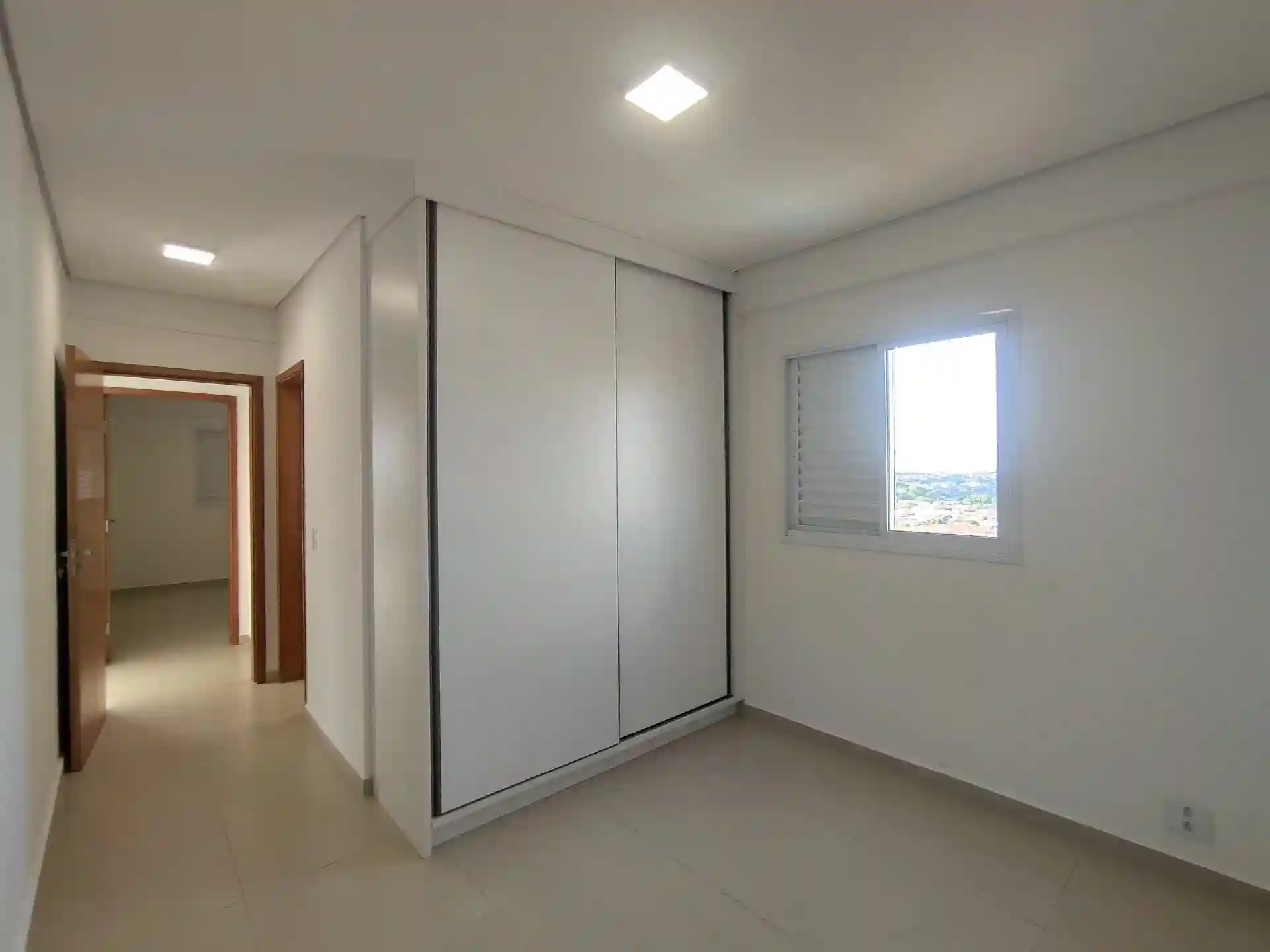 Apartamento com 2 quartos para aluguel, 76m² — foto 5 de 17