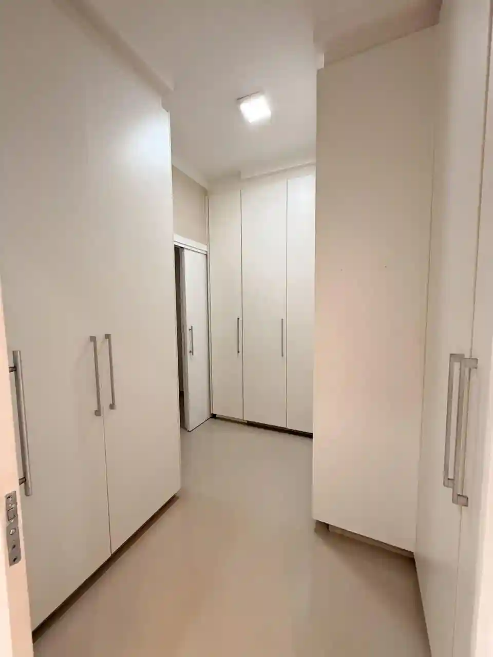 Casa de Condomínio com 3 quartos à venda, 320m² — foto 7 de 18