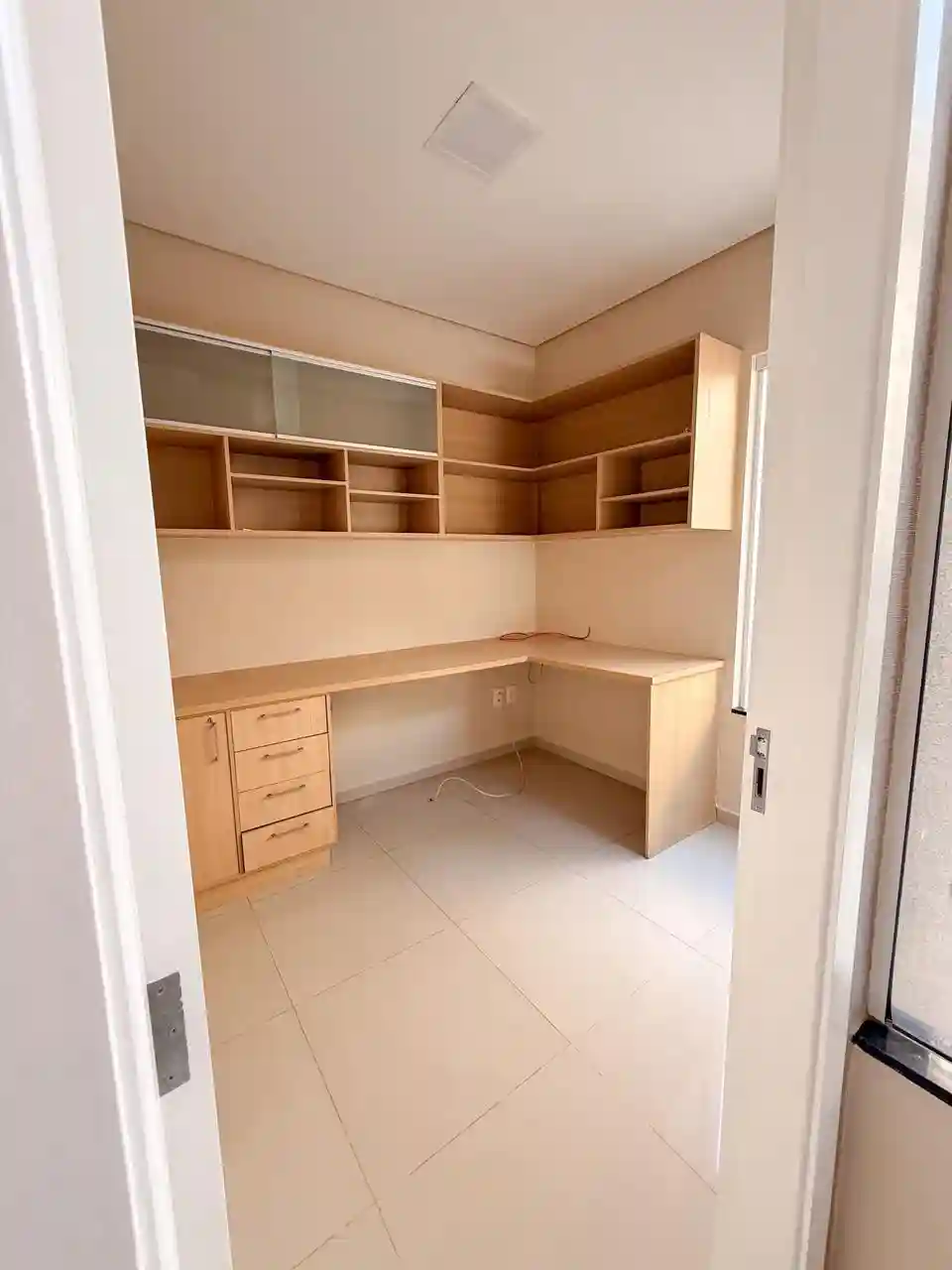 Casa de Condomínio com 3 quartos à venda, 320m² — foto 4 de 18