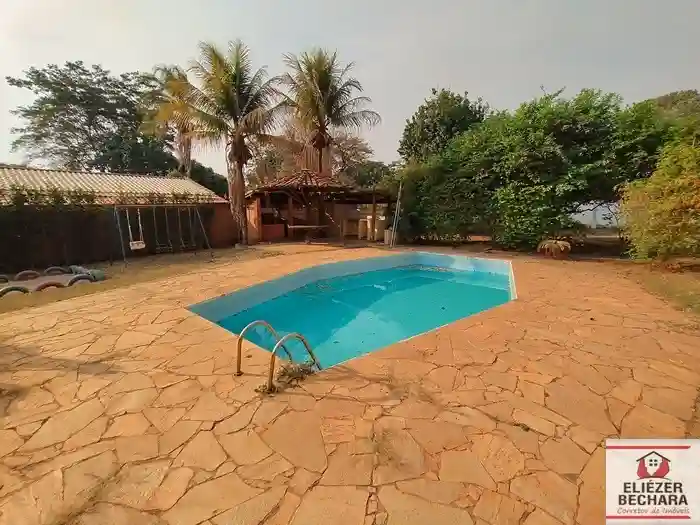 Fazenda / Sítio / Chácara com 2 quartos à venda, 4106m² — foto 1 de 54