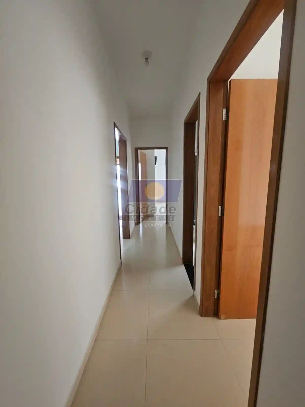 Casa com 3 quartos à venda, 178m² — foto 4 de 22