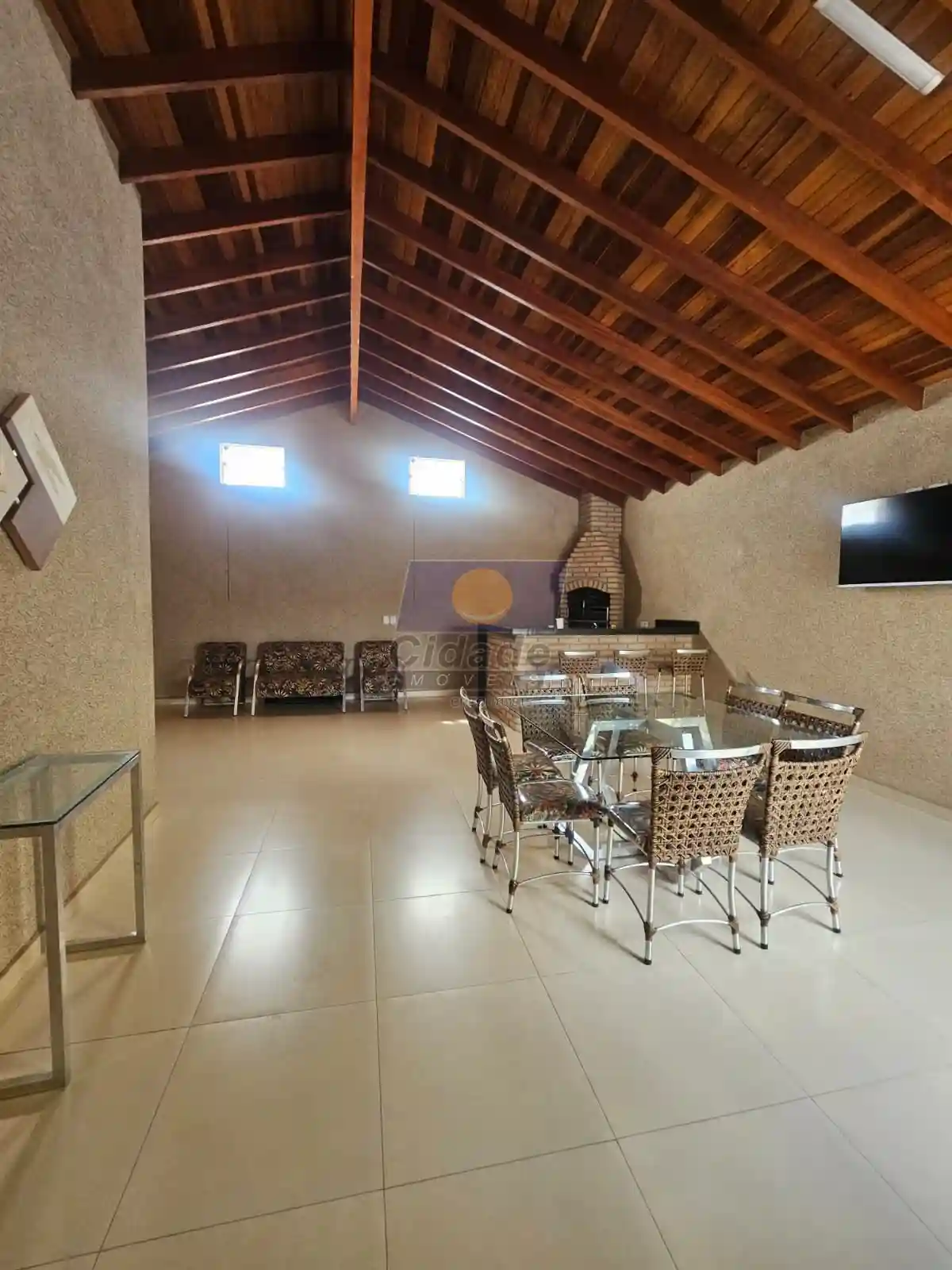 Casa com 3 quartos à venda, 178m² — foto 2 de 22