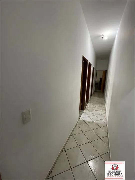 Casa à venda — foto 8 de 9