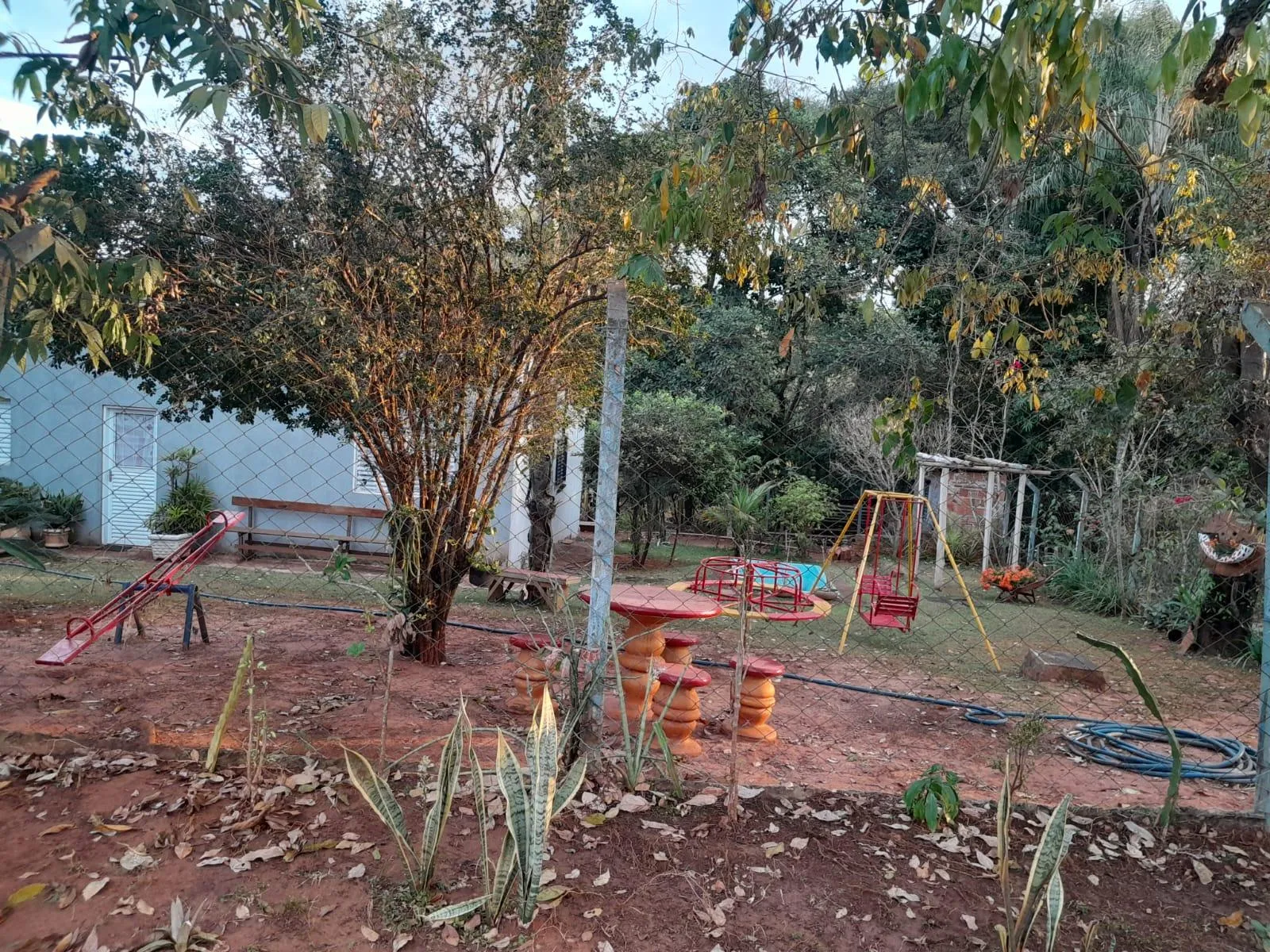 Fazenda / Sítio / Chácara com 1 quarto à venda, 1600m² — foto 1 de 17