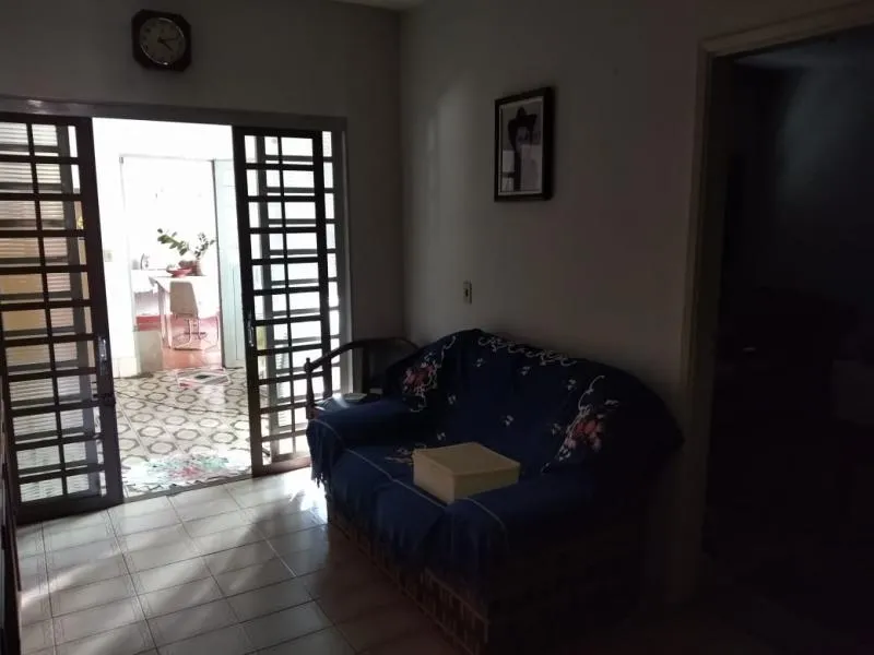 Casa à venda — foto 4 de 4
