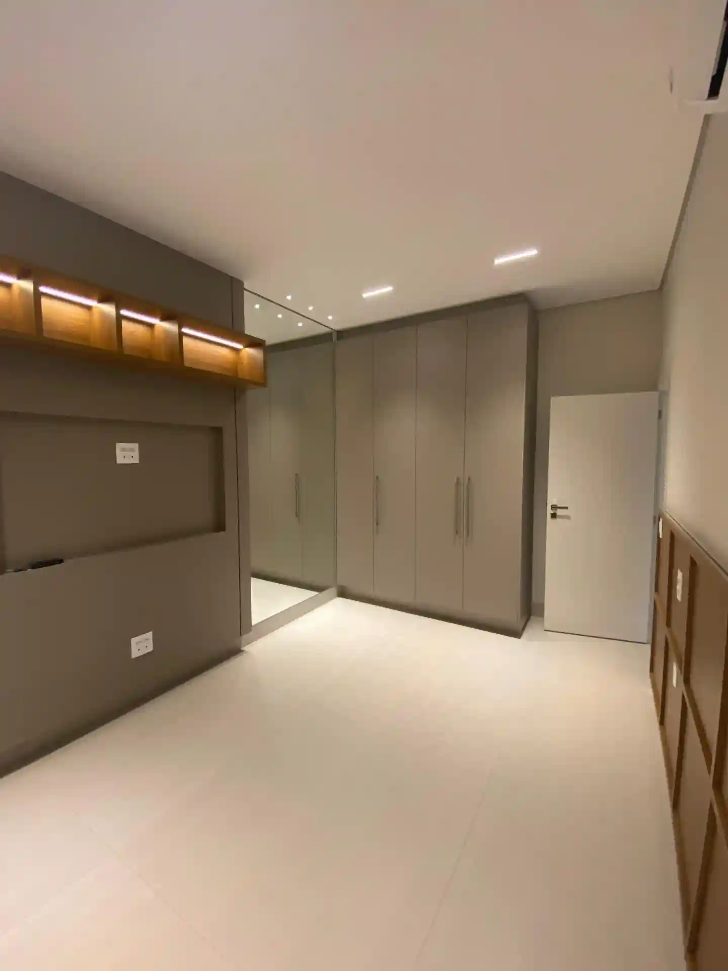 Casa de Condomínio com 3 quartos à venda, 477m² — foto 21 de 28