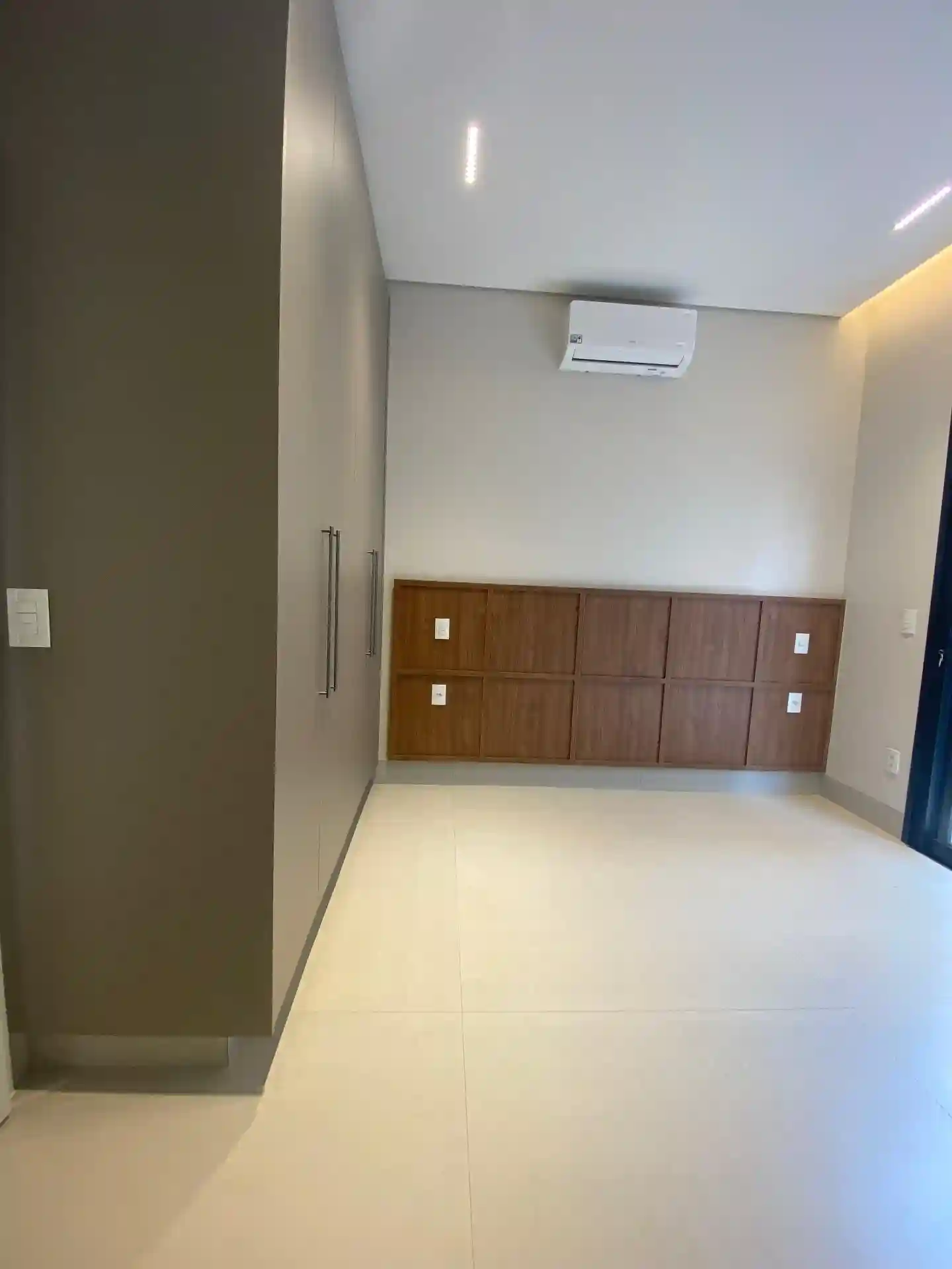 Casa de Condomínio com 3 quartos à venda, 477m² — foto 10 de 28