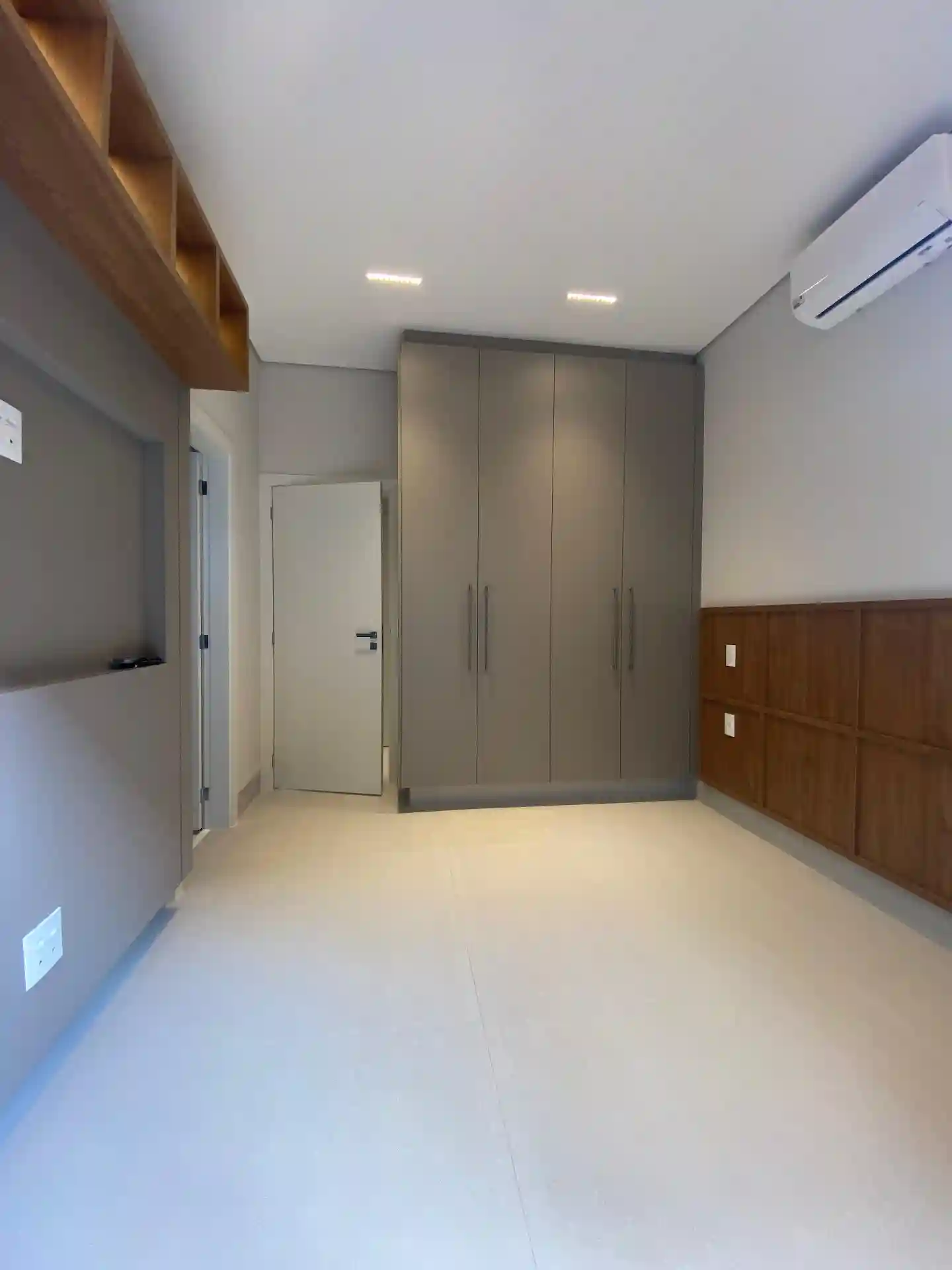 Casa de Condomínio com 3 quartos à venda, 477m² — foto 13 de 28