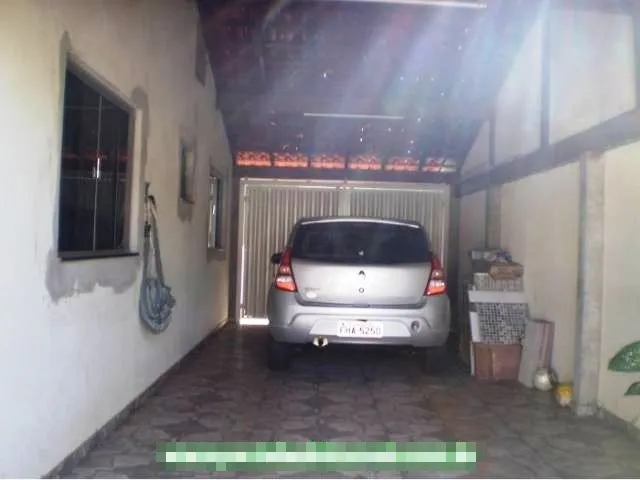 Casa à venda — foto 2 de 4