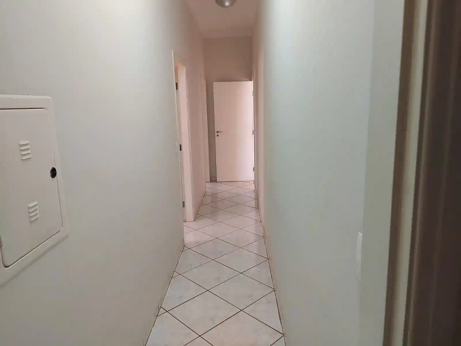Casa de Condomínio com 3 quartos para aluguel, 250m² — foto 18 de 25