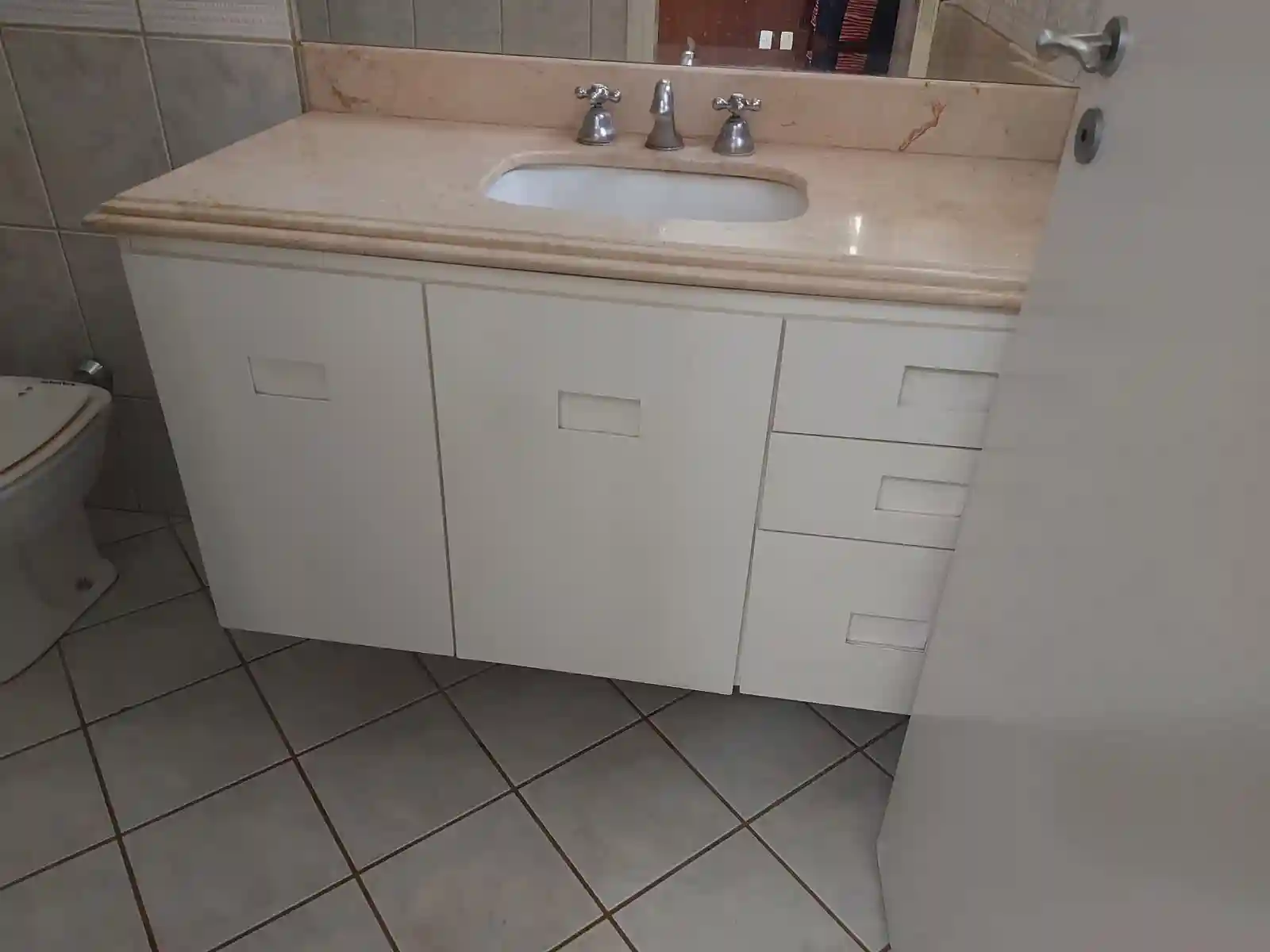 Casa de Condomínio com 3 quartos para aluguel, 250m² — foto 11 de 25