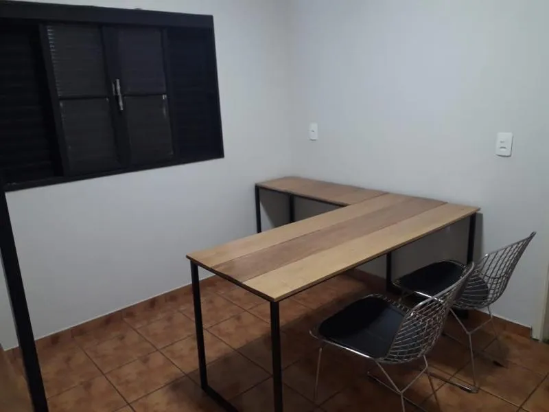Casa à venda — foto 1 de 6