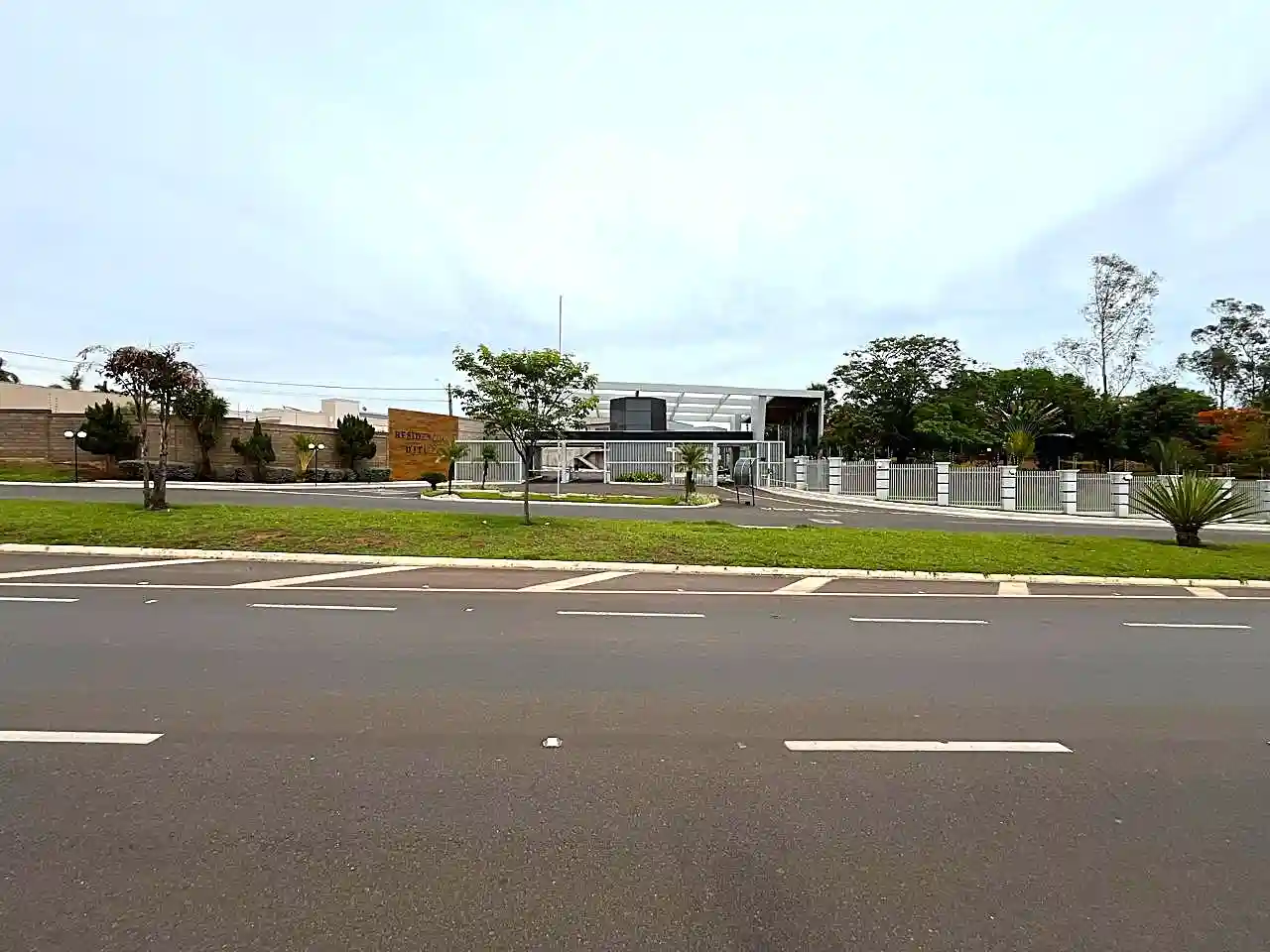 Terreno / Lote / Condomínio  à venda, 450m² — foto 7 de 11