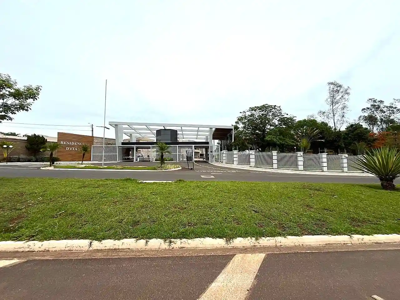 Terreno / Lote / Condomínio  à venda, 450m² — foto 8 de 11