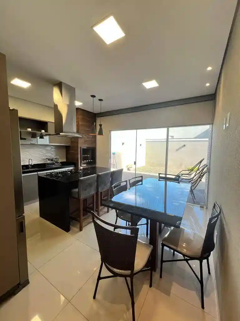Casa de Condomínio com 3 quartos à venda, 253m² — foto 11 de 22