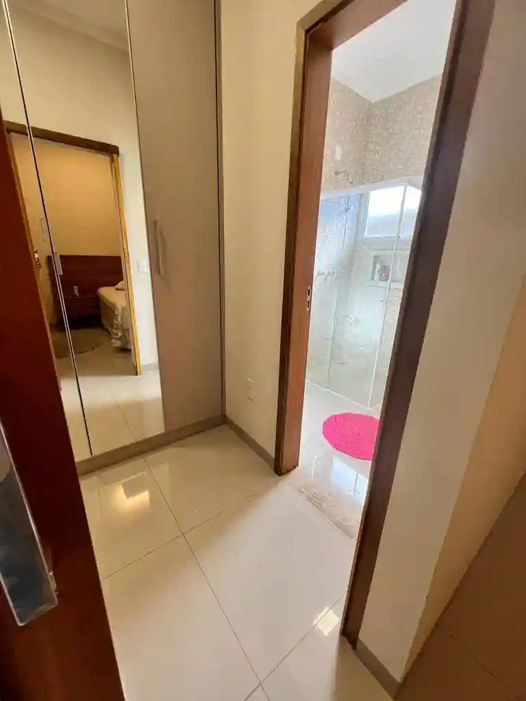 Casa de Condomínio com 3 quartos à venda, 253m² — foto 21 de 22