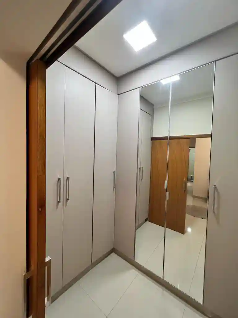 Casa de Condomínio com 3 quartos à venda, 253m² — foto 6 de 22