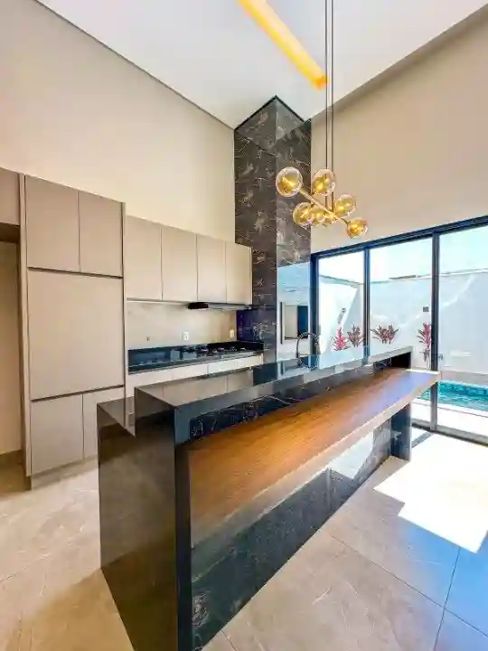 Casa de Condomínio com 3 quartos à venda, 255m² — foto 3 de 10