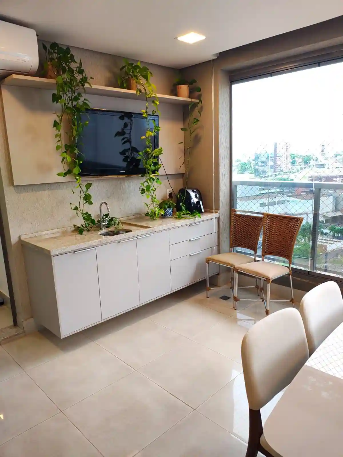 Apartamento com 3 quartos à venda, 127m² — foto 1 de 17