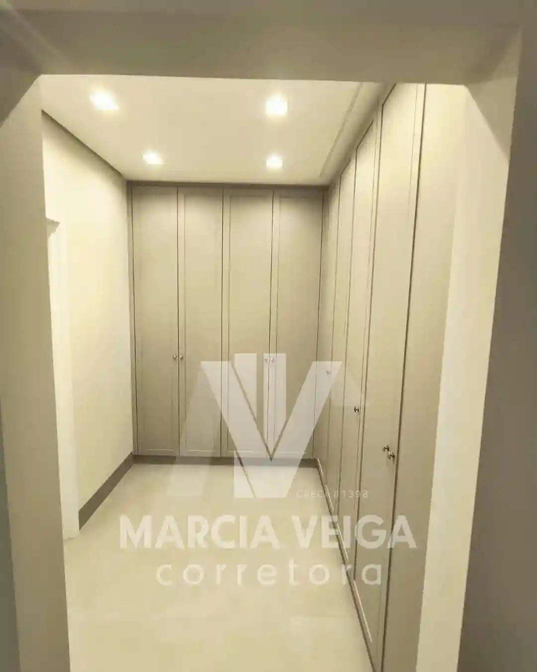 Casa de Condomínio com 3 quartos à venda, 377m² — foto 25 de 28