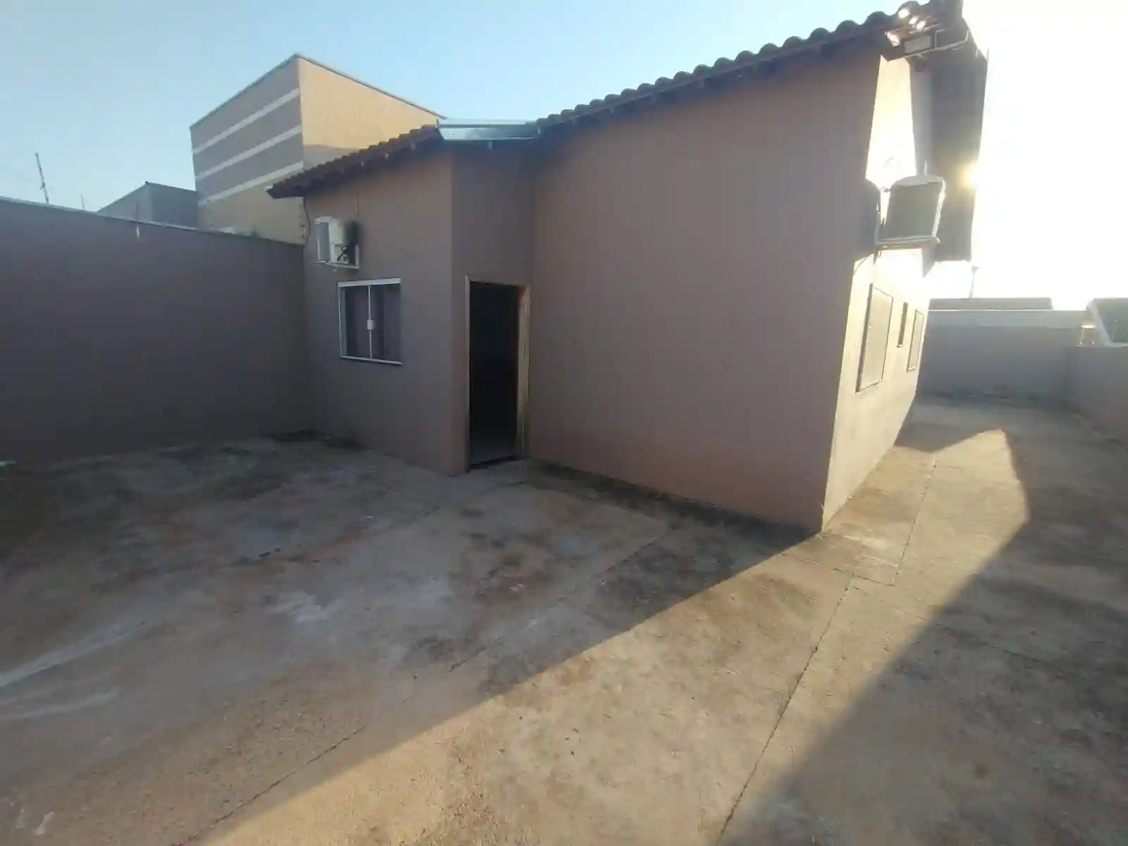 Casa com 2 quartos à venda, 120m² — foto 2 de 9