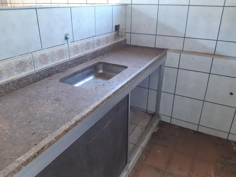 Casa à venda — foto 2 de 5