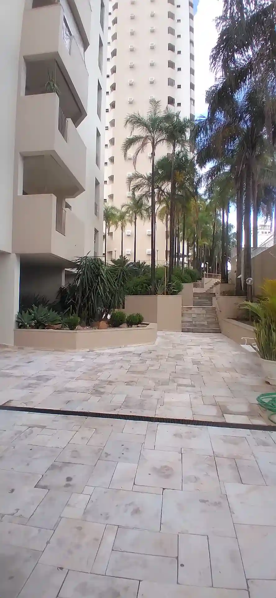 Apartamento com 3 quartos à venda, 124m² — foto 2 de 32