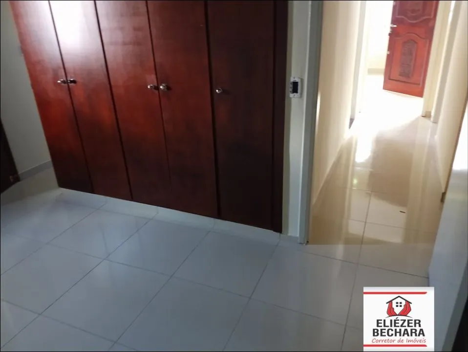 Casa à venda — foto 4 de 10