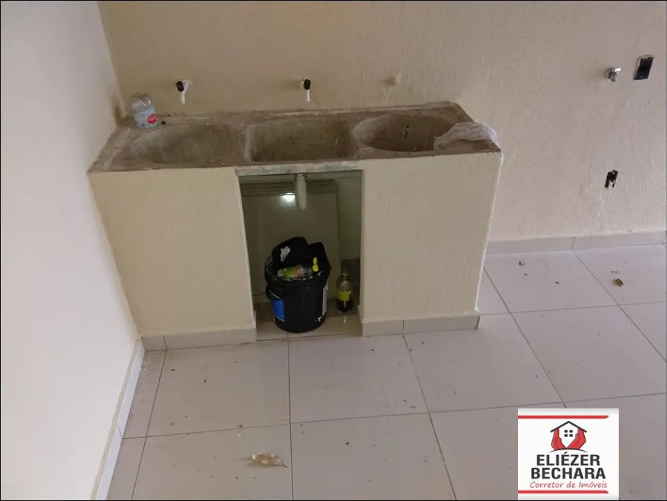 Casa à venda — foto 5 de 10