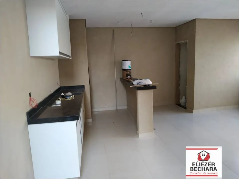 Casa à venda — foto 5 de 9