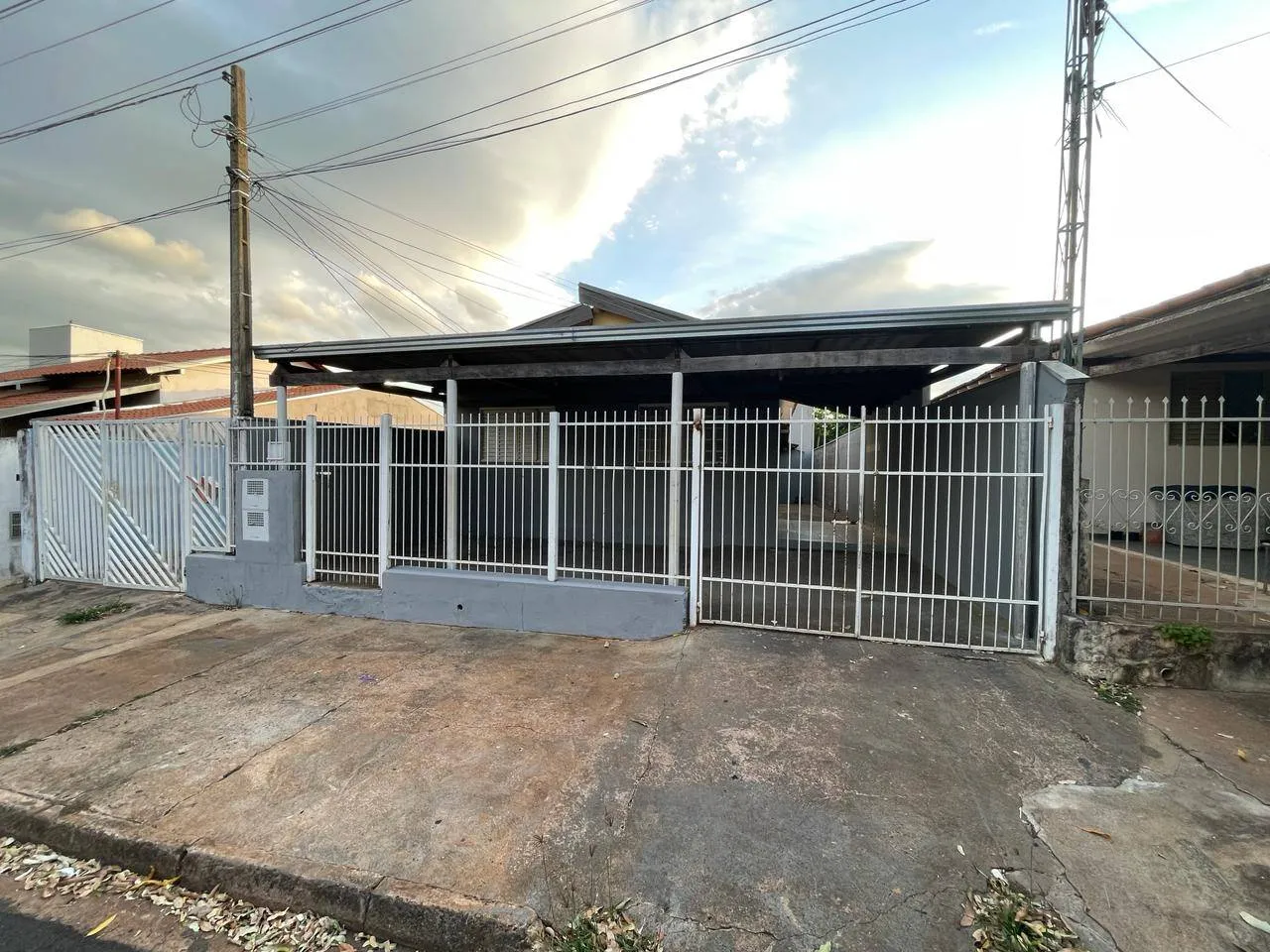 Casa com 3 quartos à venda, 529m² — foto 1 de 27