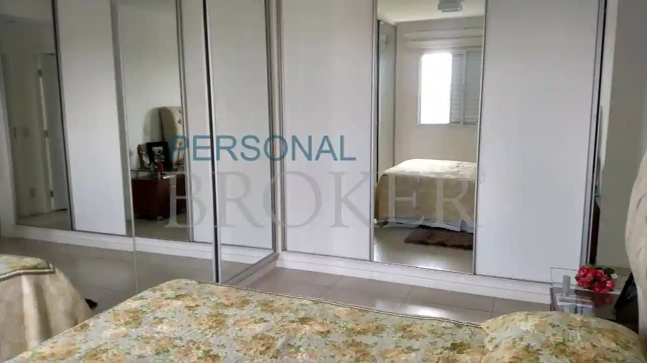 Apartamento com 3 quartos à venda, 136m² — foto 9 de 11