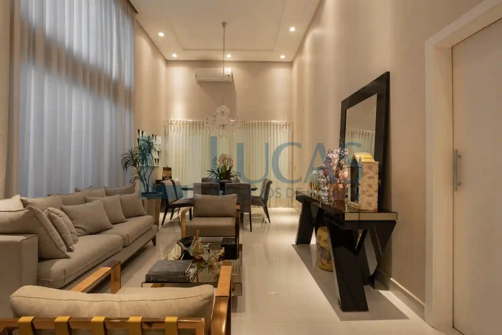 Casa de Condomínio com 3 quartos à venda, 220m² — foto 6 de 17