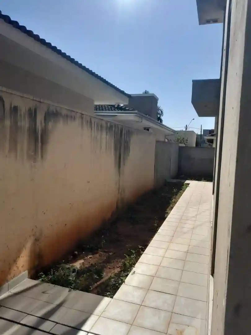 Casa de Condomínio com 3 quartos à venda, 400m² — foto 9 de 21