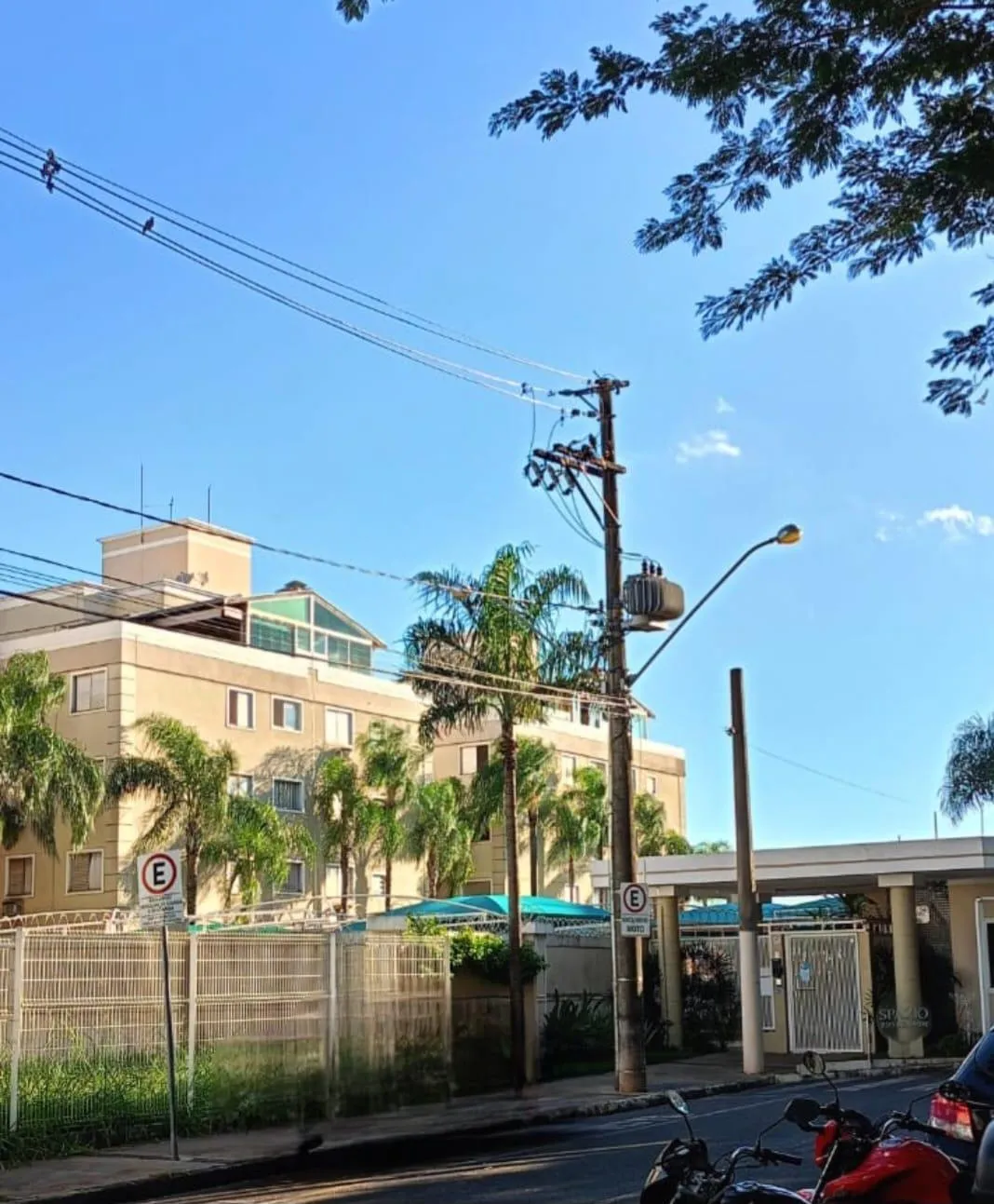 Apartamento com 3 quartos à venda, 70m² — foto 1 de 20