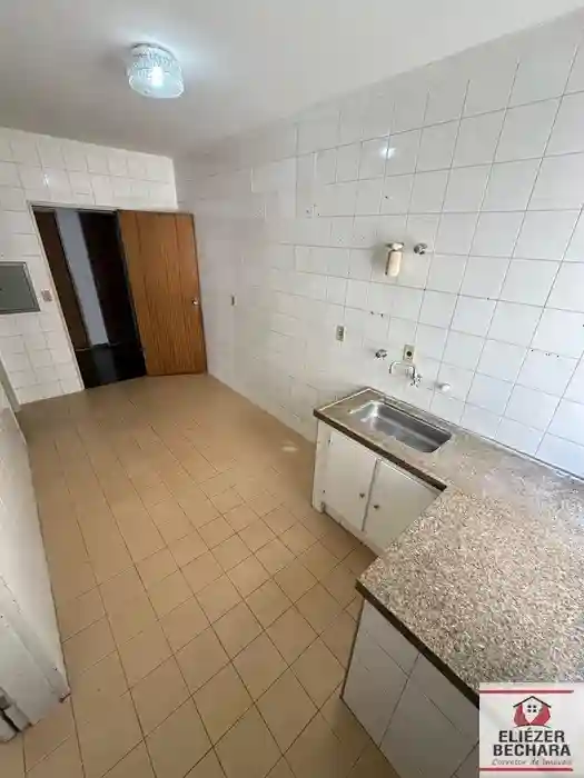 Apartamento com 2 quartos à venda, 75m² — foto 11 de 23