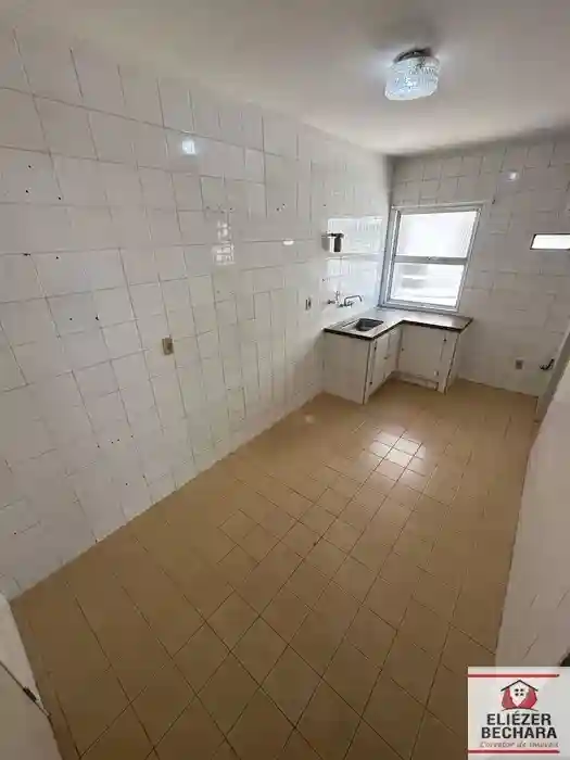 Apartamento com 2 quartos à venda, 75m² — foto 8 de 23