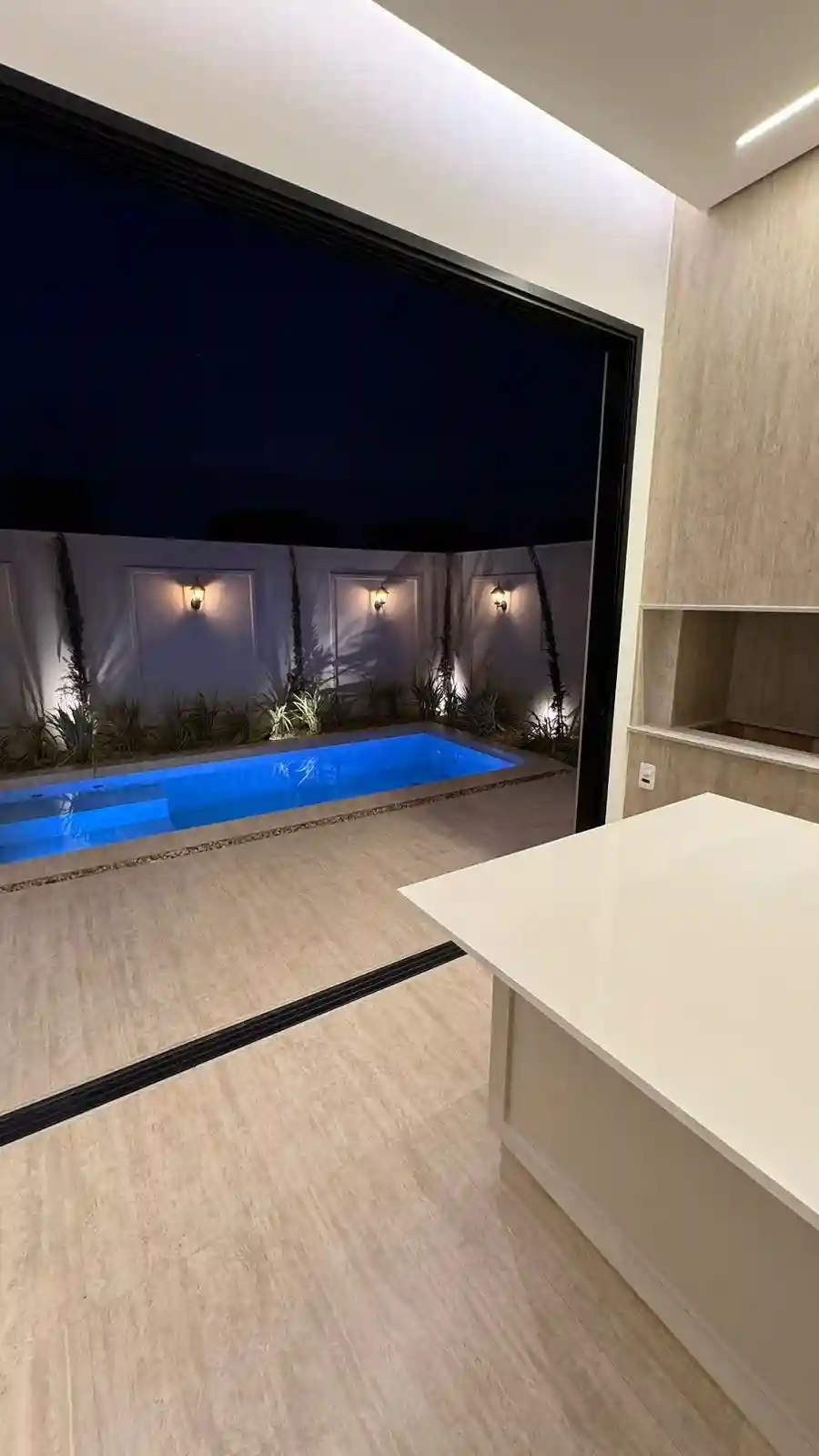 Casa de Condomínio com 3 quartos à venda, 223m² — foto 9 de 19