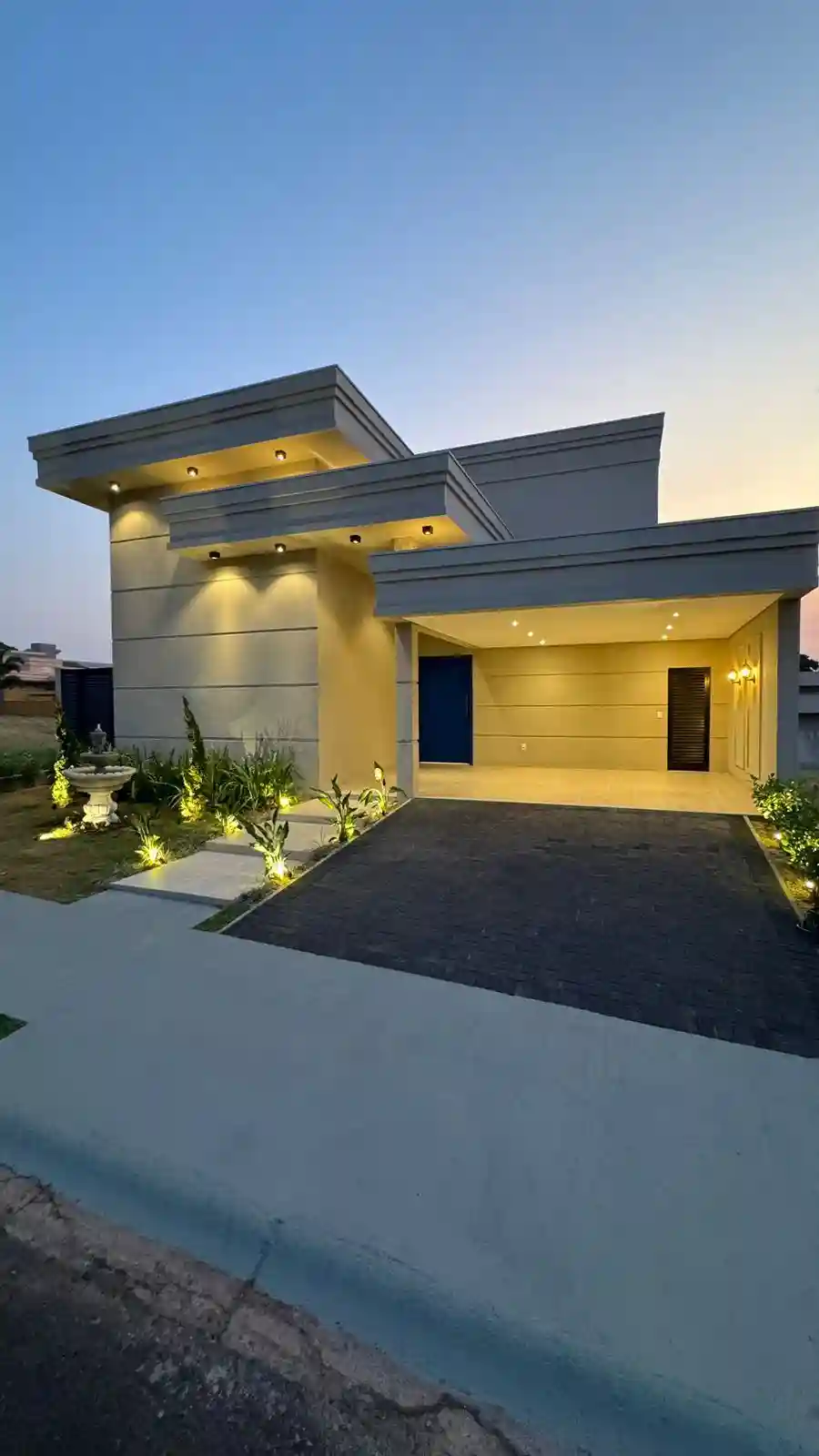 Casa de Condomínio com 3 quartos à venda, 223m² — foto 2 de 19