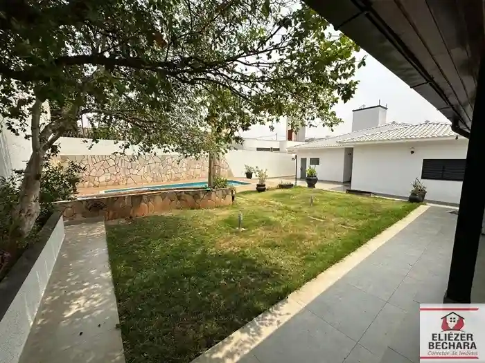 Casa com 5 quartos à venda, 400m² — foto 10 de 33