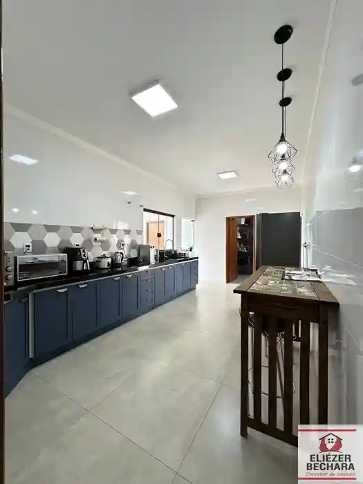 Casa com 5 quartos à venda, 400m² — foto 7 de 33