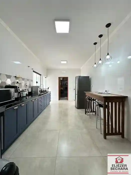 Casa com 5 quartos à venda, 400m² — foto 22 de 33