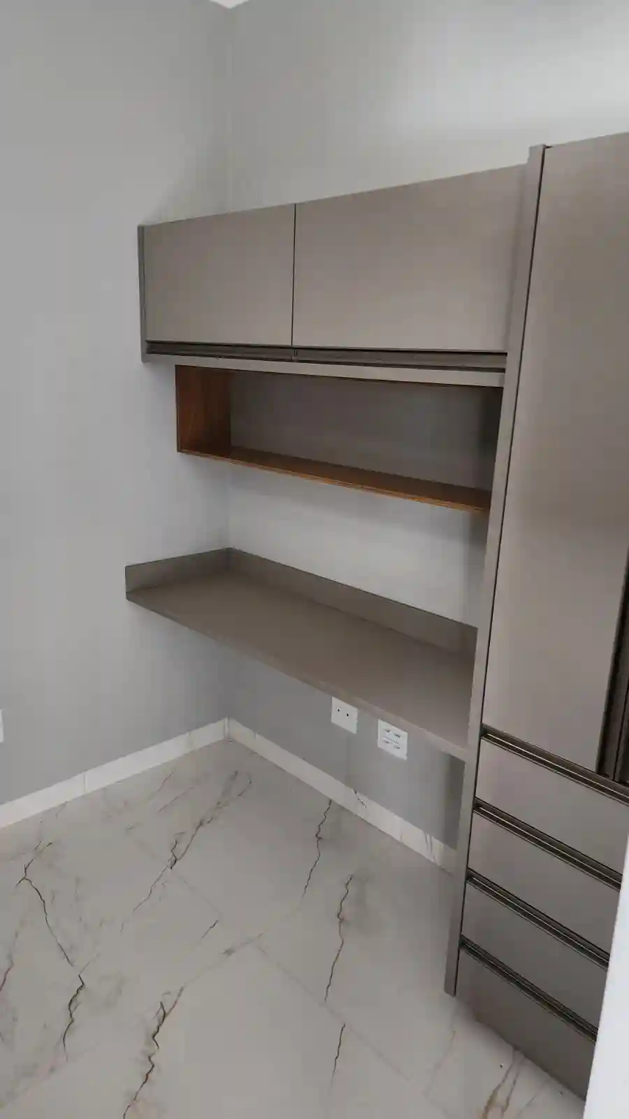 Casa de Condomínio com 3 quartos à venda, 219m² — foto 26 de 27