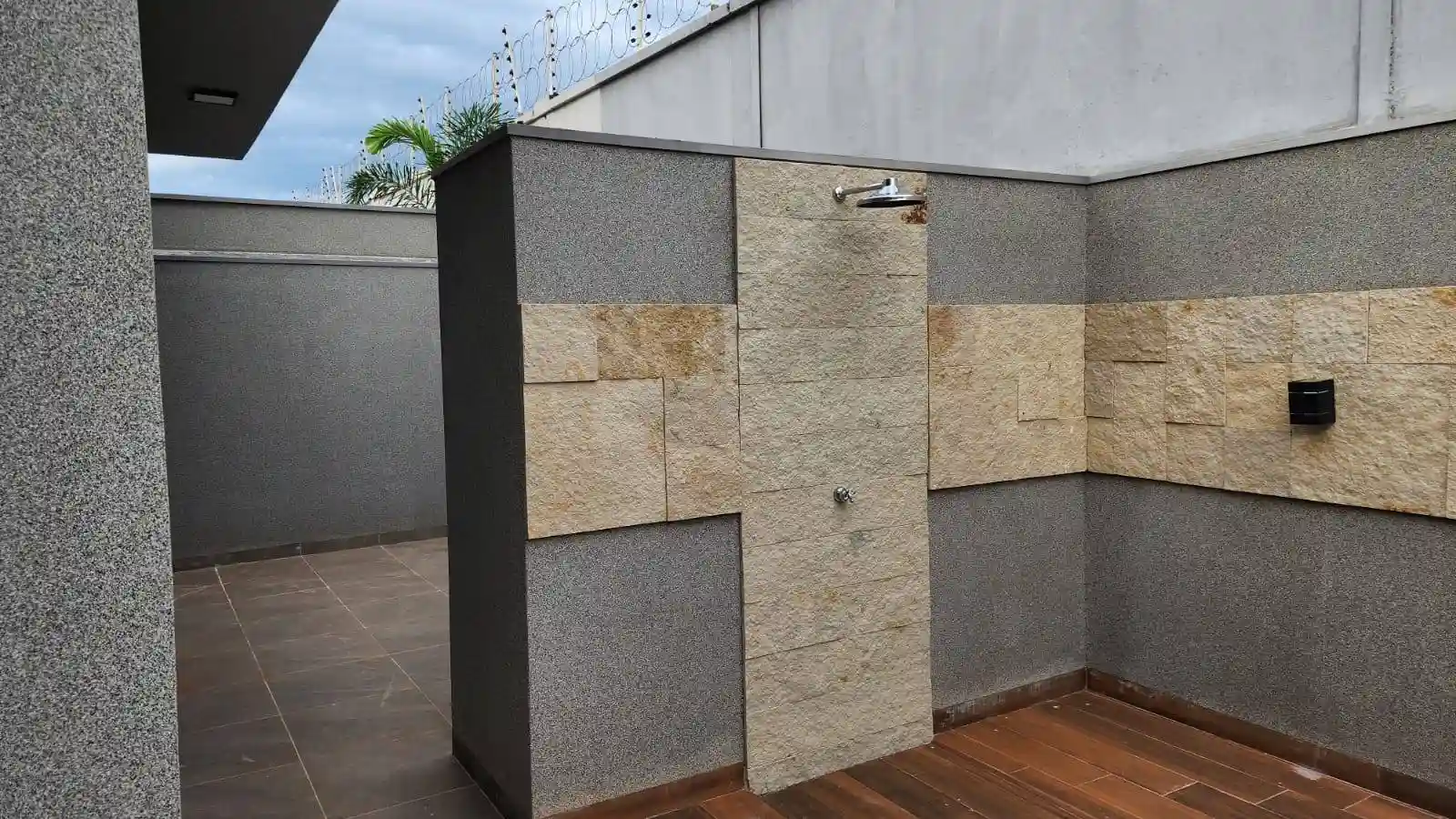 Casa de Condomínio com 3 quartos à venda, 219m² — foto 9 de 27