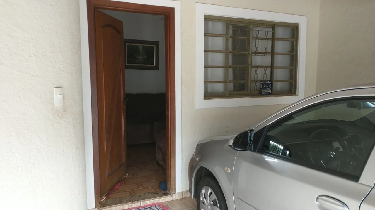 Casa com 2 quartos à venda, 160m² — foto 2 de 16