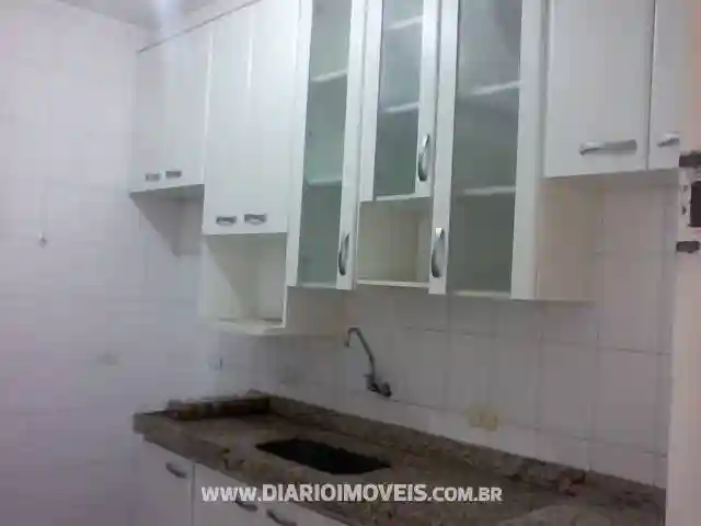 Casa à venda — foto 6 de 10