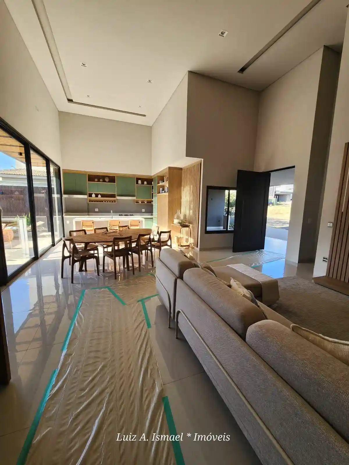 Casa de Condomínio com 3 quartos à venda, 357m² — foto 12 de 28