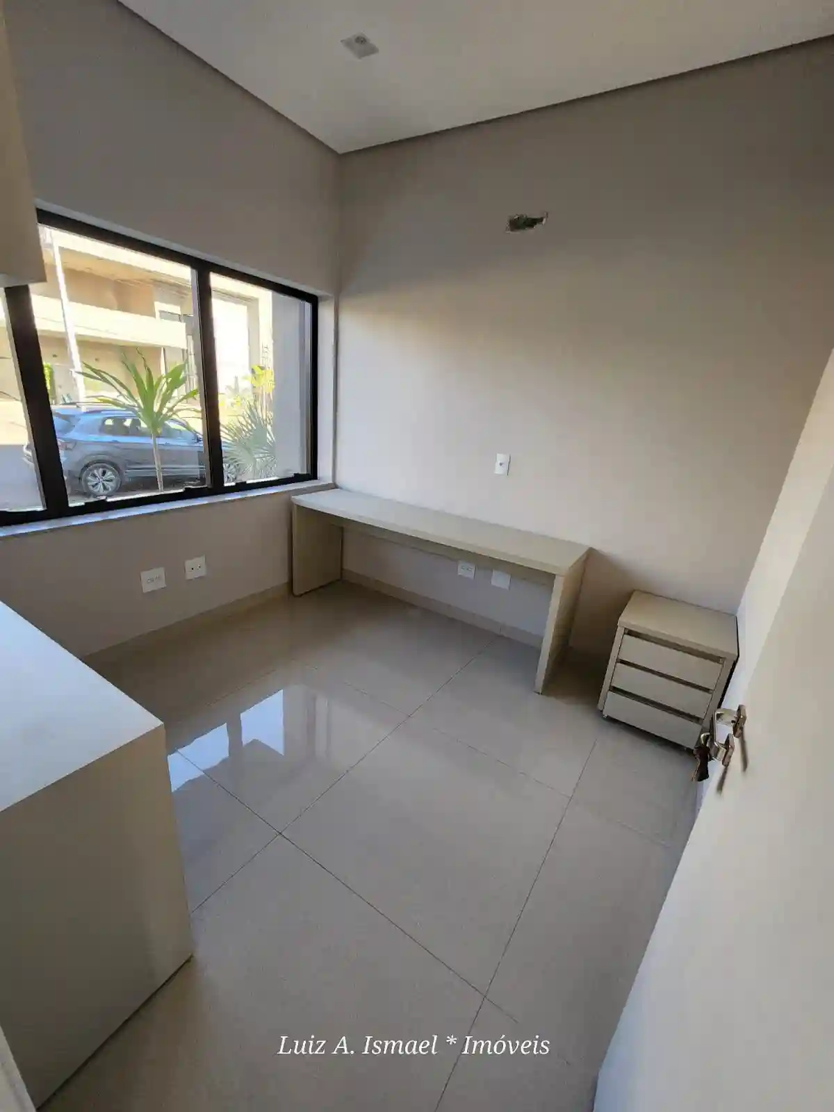 Casa de Condomínio com 3 quartos à venda, 357m² — foto 15 de 28
